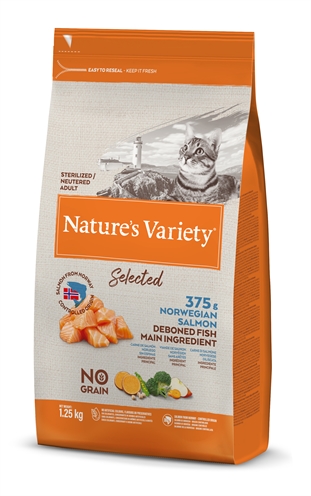 Variety Selected Sterilized Norwegian Salmon 1,25 Kg
